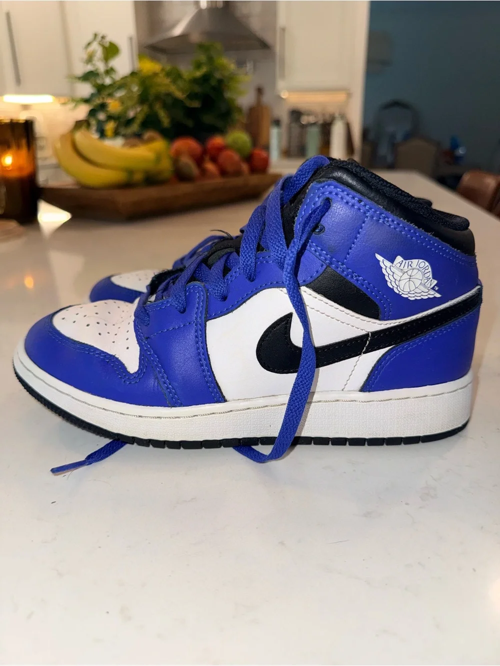 Jordan Kids High-Top Sneakers in Blue/White/Black